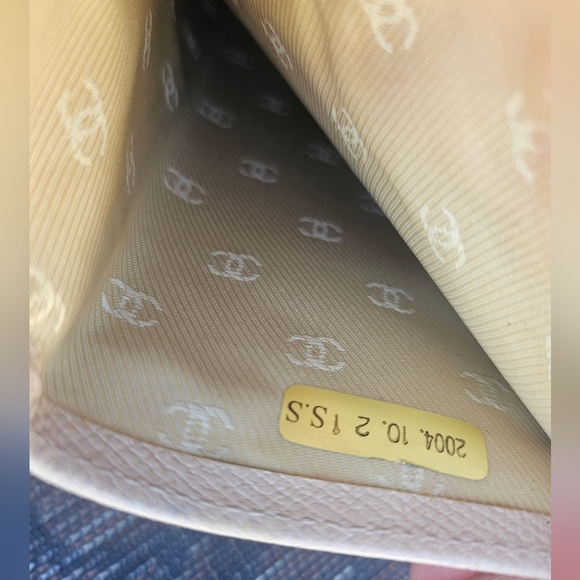 GUC Chanel Long Wallet Nude - Picture 10 of 17